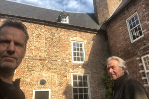 Jan van den Berg en Bert Vos in Kasteel Waardenburg