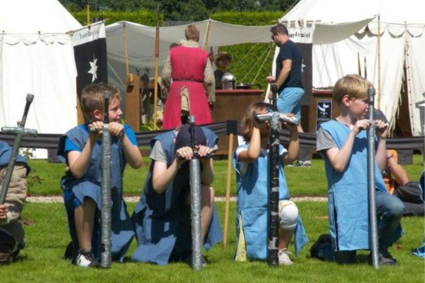 Middeleeuws Kampement Slot Loevestein