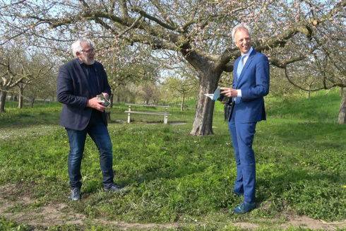 Nieuwe Struingids Officieel Overhandigd