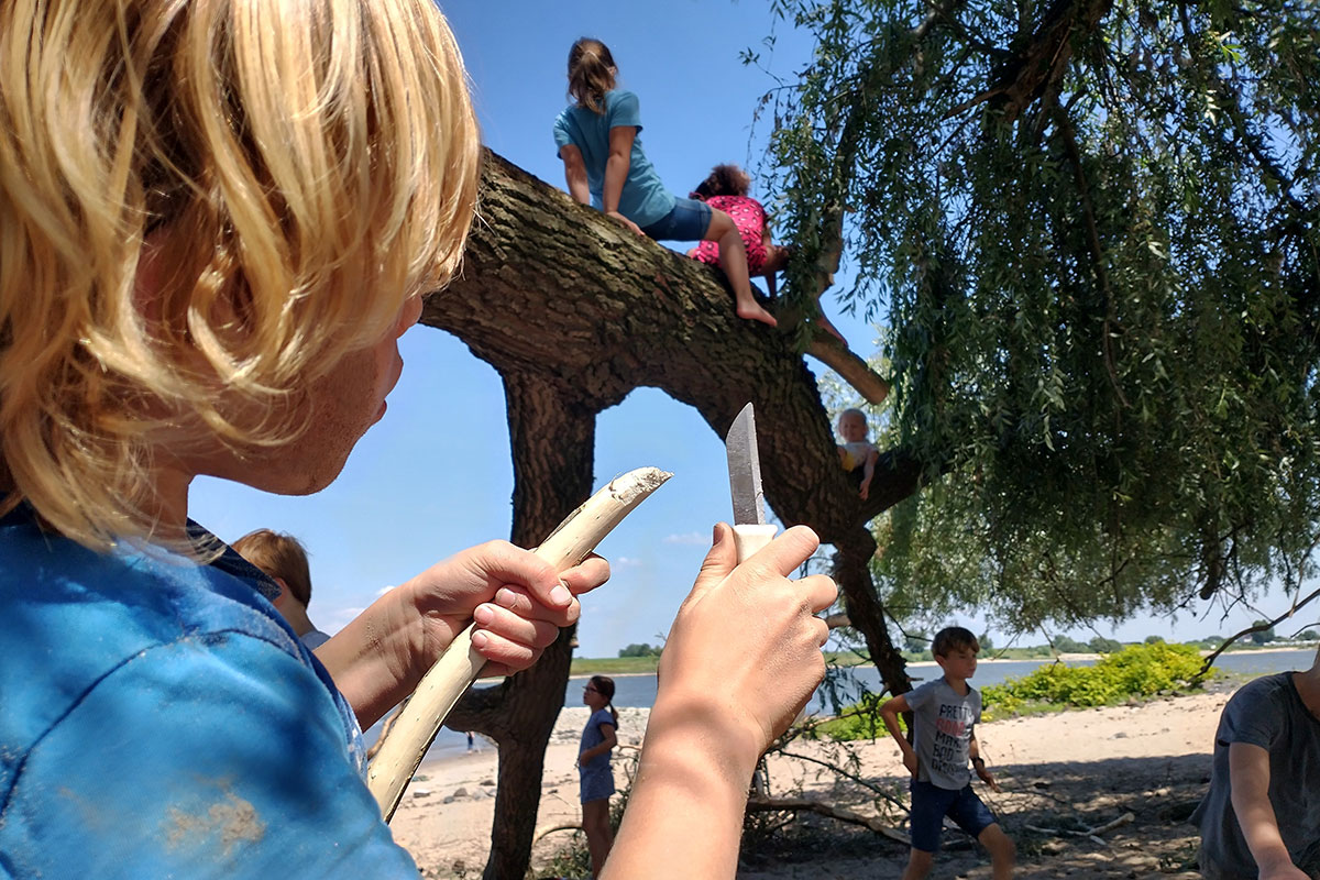 Waalspetters Aan Het Waalstrand