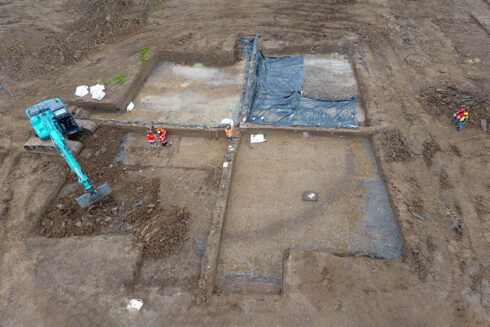 Monumentaal Medel: Openluchtheiligdom Gewijd Aan De Zon